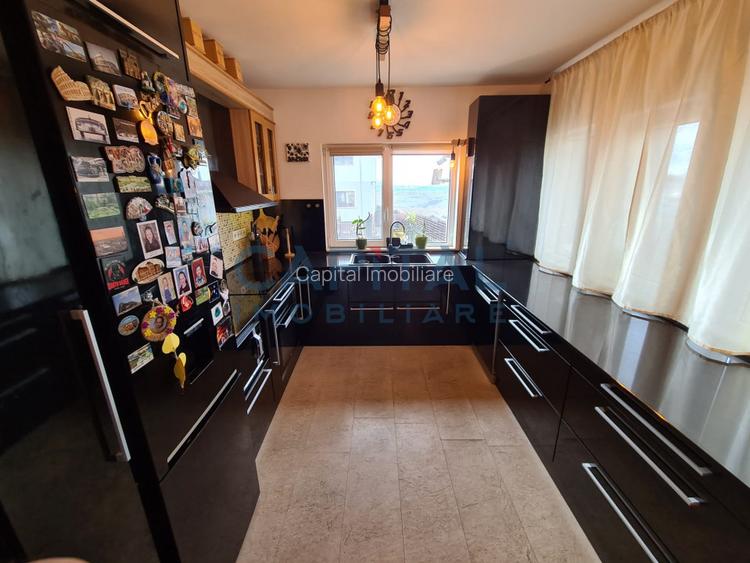 Casa frumoasa la cheie, central Dezmir - 10