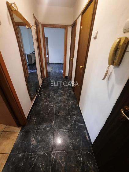 Apartament cu 2 camere, etaj 2/4, zona Podu Ros - 11