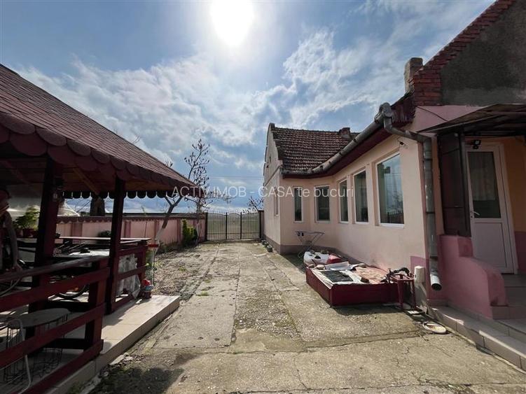 Belint, Casa, 4 Cam., 2.935 Mp. Teren - 23