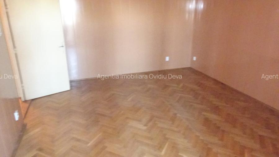 Vand casa in Deva, zona Crangului, D+ P+E1+E2 + pod, - 8