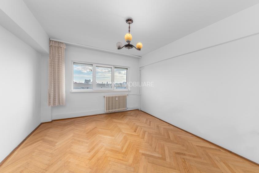 Apartament  Splendid in bloc Reper cu vedere Fabuloasa! - 3