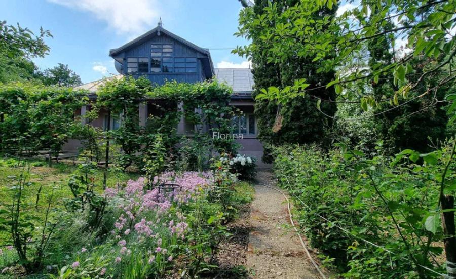 Casa batraneasca + teren în Parava, jud. Bacau - 2
