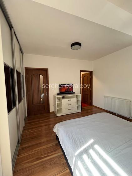 Închiriez apartament 3 camere cu garaj (2 locuri) - 5