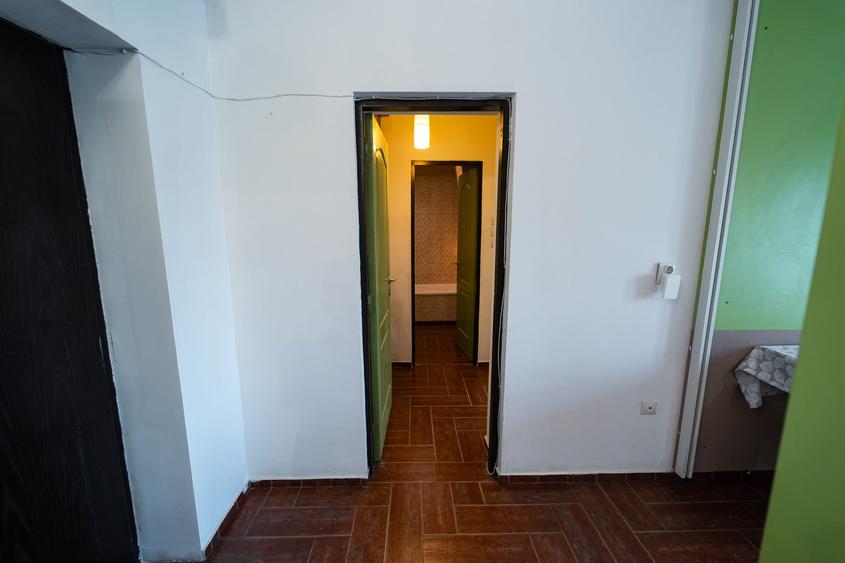 Calea Calarasilor Hyperion, stradal, mobilat, complet renovat, BOXA, AC, STB