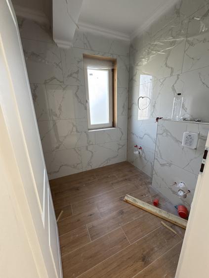 Apartament 3 camere / 2 bai / etaj 2 / parcare + boxa / ZONA CETATII