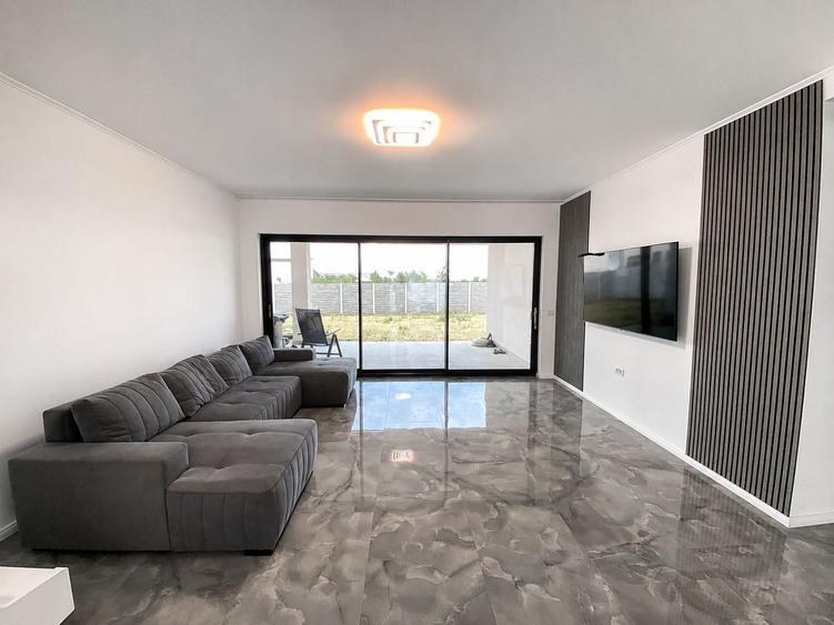 COMISION 0%, CASA INDIVIDUALA, 5 CAMERE, 170MP, 1000 MP TEREN, SACALAZ