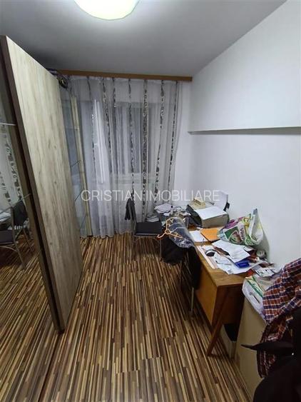 4 camere confort 1 Decoamandat, etaj superior, Mobilat, 80 mp - Viziru 3 - 6