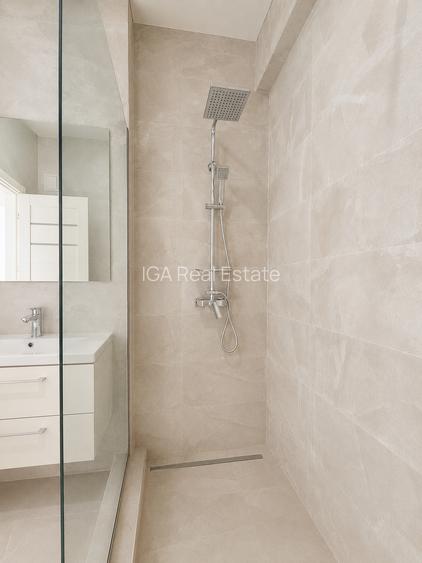 Apartament cu vedere la mare in imobil futurist pe plaja - 10