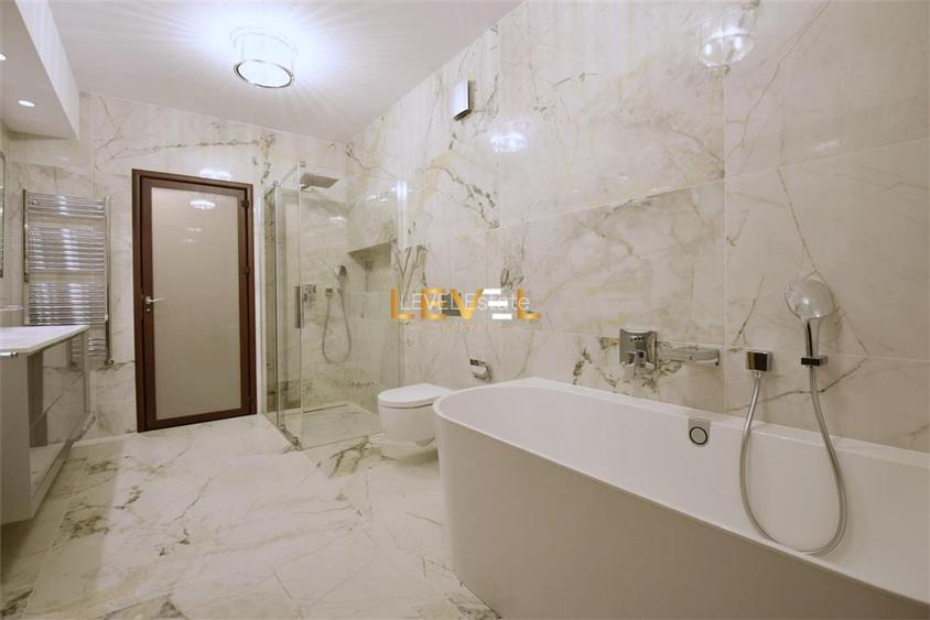 [VIDEO] Apartament 3 Camere Renovat | 2 Locuri Parcare | 180 Mp UT - 18