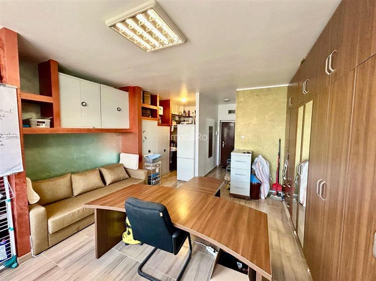 Garsoniera - zona Granit - Ocazie (loc de parcare inclus în preț) - 2