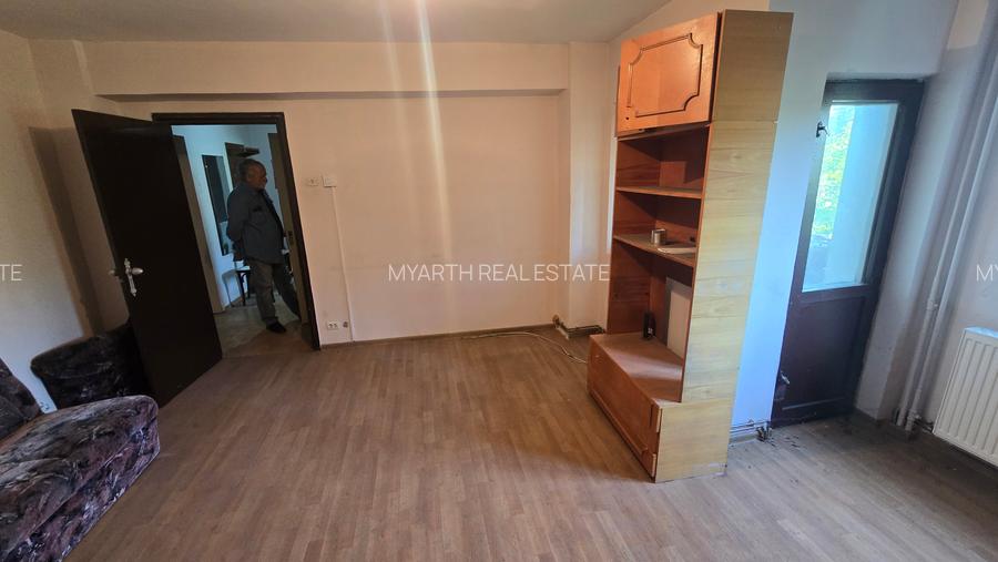 Calea Rahovei. Sector 5. Bloc 1986 | Etaj 3/4 | Centrală proprie - 15