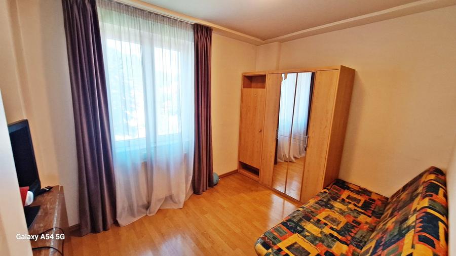 Centrul Civic, apartament cu 4 camere, 85mp utili, 175000 euro