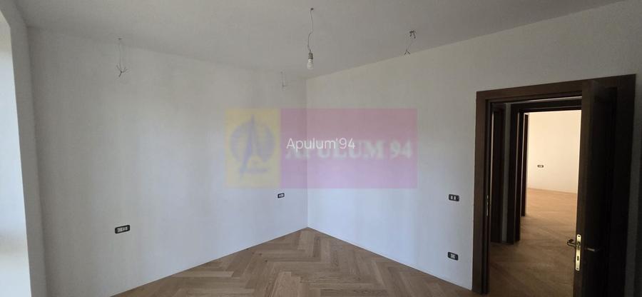 Apartament 2 camere de vânzare la Sinaia - Lux - 6