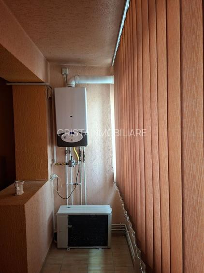 Garsoniera decomandata, pet friendly, centrala proprie, metrou 5 min, mobilata - 4