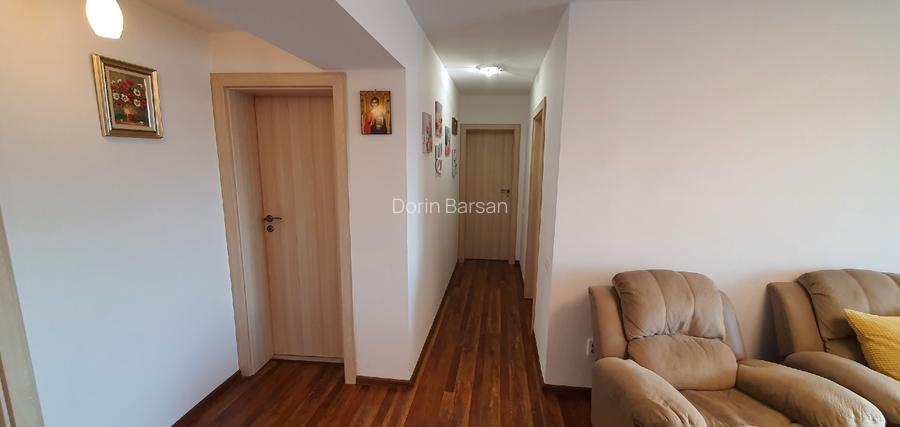 Apartament 4 camere, imobil 2007, Terezian – Piața Cluj, Strada Magheranului - 3