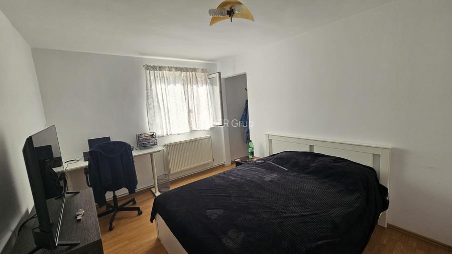 MITICA APOSTOL - casa P+M, 2004, ter-496mp, d-20ml la 159000 eu - 4