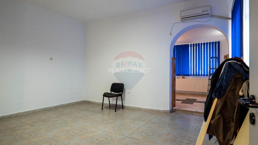 Casă individuală de vanzare + teren intravilan 539 mp - Parc Bazilescu - 23