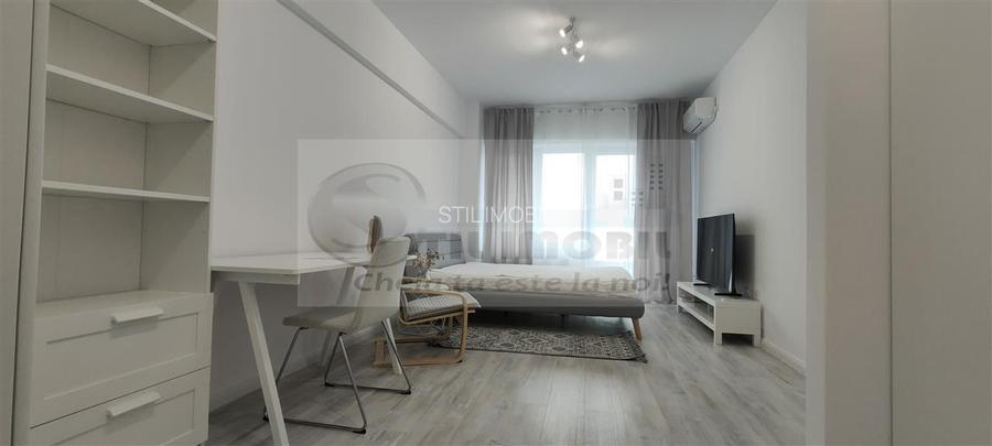 1 CAM COMISION 50 % (225 EURO) ,CENTRU, PARCARE,UNIREA TOWERS - 5