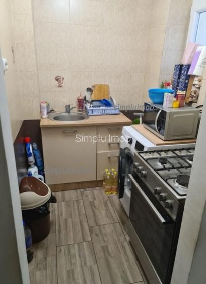 Decomandat Renovat 2 Camere Resita - 4