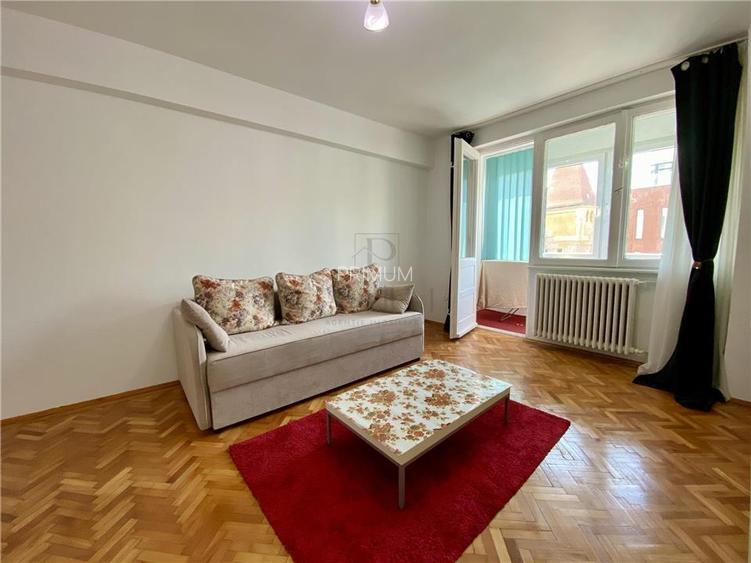 ULTRACENTRAL - 2 CAMERE - LIFT - RENOVAT - 6