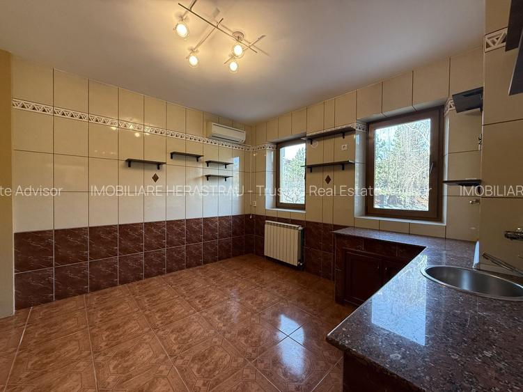 Vila spațioasă în Sisesti | 600 mp | 9 locuri de parcare | Teren 1500 mp - 16