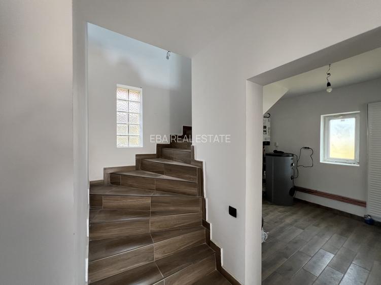 Casa spatioasa P+1 renovata disponibila pentru locuit imediat - 9