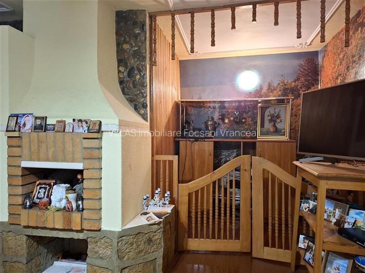 Vila Focsani, P+E,  510 mp teren - 3