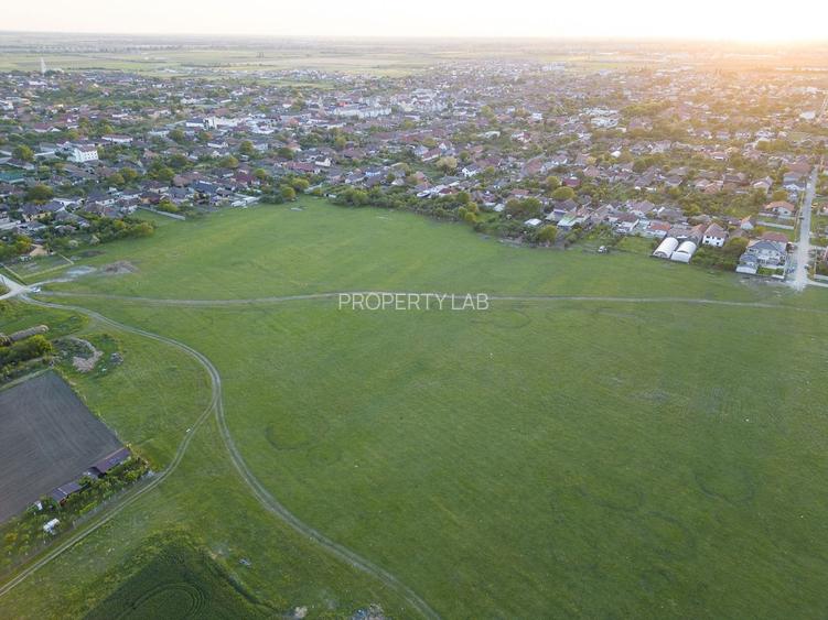 Teren intravilan 5,44 ha, Vladimirescu - 5