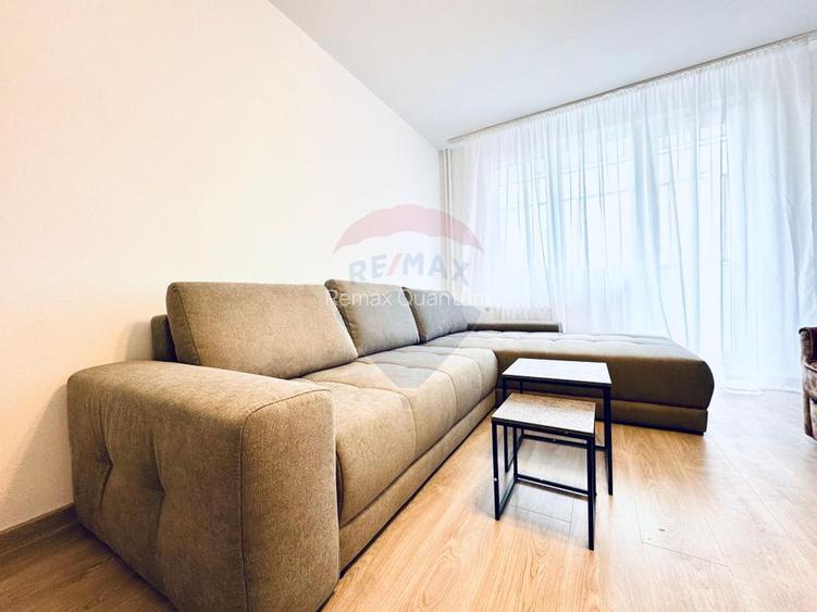 Apartament cu 3 camere de închiriat - 5