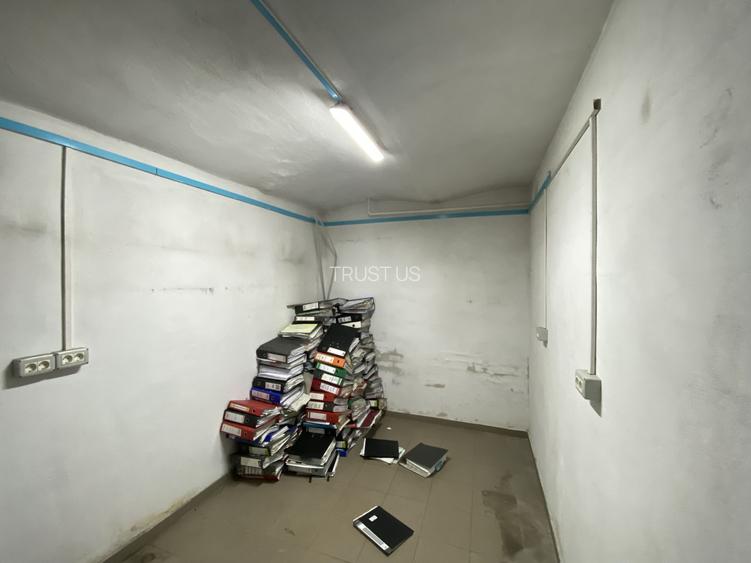 COMISION 0, PALATUL MIKSA STEINER, 3 Camere, 78 MP, Et 1, Piata Unirii - 11