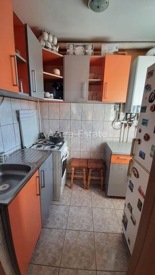 Apartament 2 camere bucatarie separata etaj 1 in zona Tiglari - 4