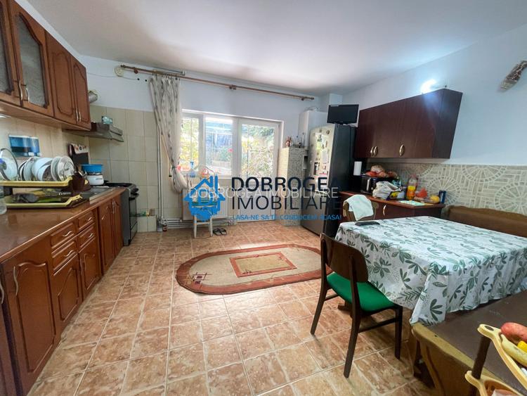 Vila in inima orasului, ideala pentru locuit sau birouri/ clinica - 13