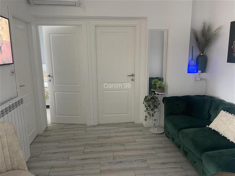 Apartament 3 camere , zona ultracentrala - Primaria Focsani, decomandat , renova - 10