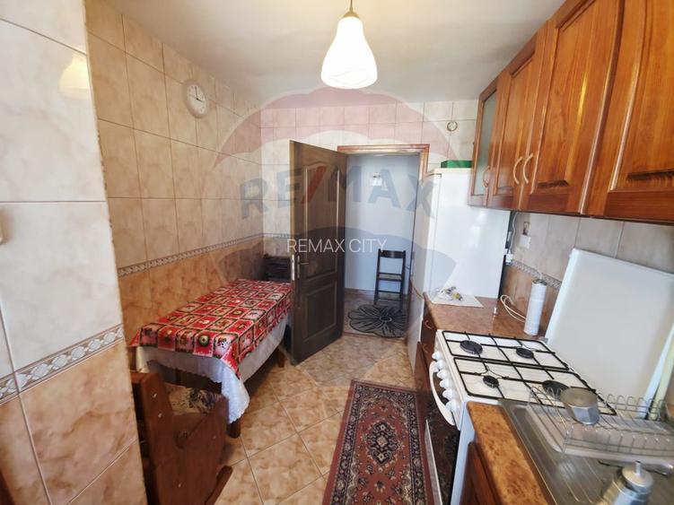 Apartament cu 2 camere de închiriat în zona Central - 3