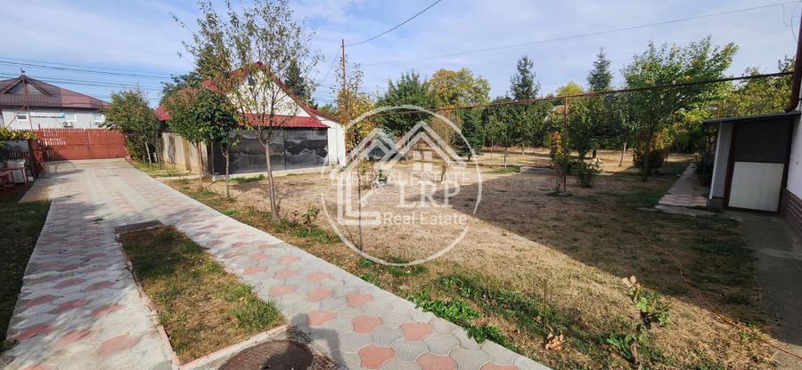 [DOMENIU PRIVAT] Vilă deosebita în Inima Orașului Voluntari | Teren 2.500 mp | - 3