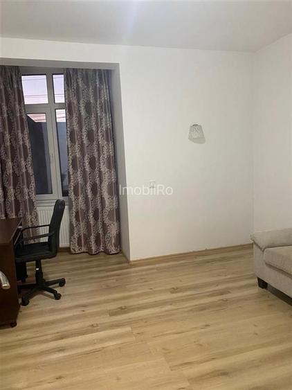 Apartament la casa + curte, 4 + camere - Valea Lupului/Deosebit (pret neg.) - 8