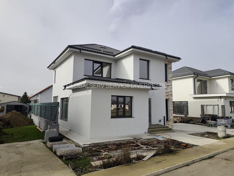 FARA COMISIOANE  in COMPLEXUL Rudem Gulia casa P+1 pod 2 placi 3 bai LA CHEIE - 10