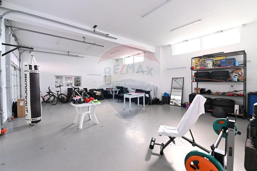 Proprietate premium în Filiași, locuință de lux cu spații comerciale - 34