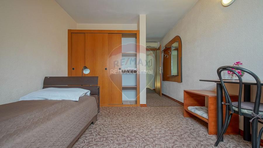 Comision 0 %! Pensiune cu 12 camere de vânzare, str. De Mijloc! - 18