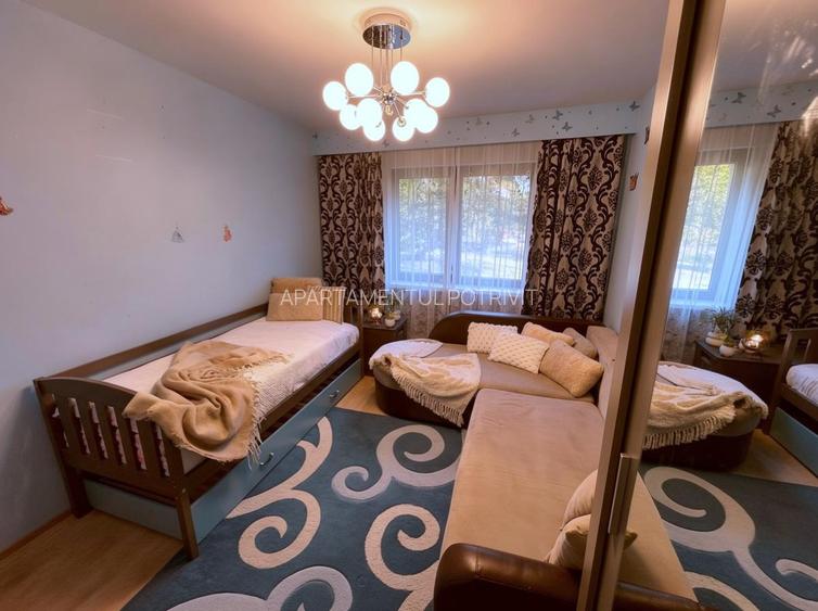 OPORTUNITATE !!! 3 CAMERE MANASTUR STR MEHEDINTI CU LOC DE PARCARE , 60 MP - 8