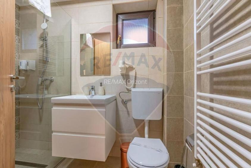 Proprietate turistică cu 14 camere, poziționare excepțională – Râșnov - 16