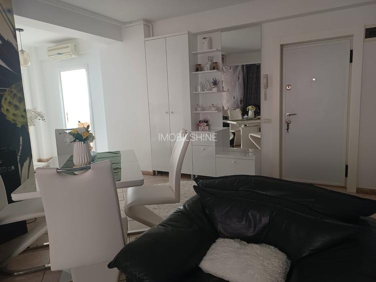 Ofer spre închiriere apartament lux 4 camere în stațiunea Mamaia - 12