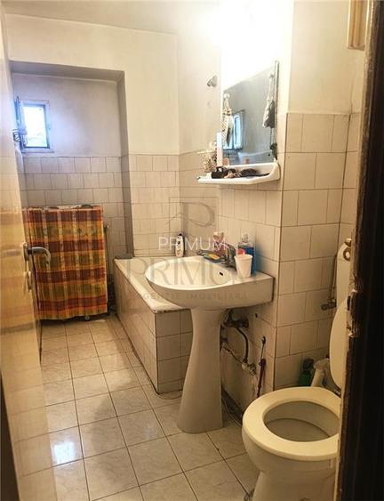 ARADULUI - 4 cam - 2 bai - 1 balcon 13mp - debara - decomandat - centrala propri - 6