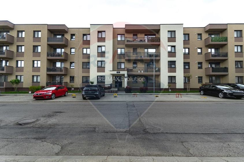 Apartament de vanzare |3 camere| 2 băi | 1 loc de parcare | COMISION 0 - 24