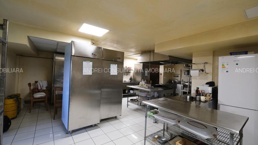 Vanzare hotel in zona superba de munte cu priveliste incredibila din camere - 44