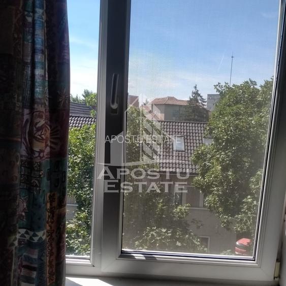 Apartament 3 camere, decomandat cu centrala proprie langa Medicina - 10