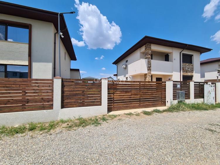 Omnia-Proprietati alese! Casa mare, curte mare, terasa mare, birou. Superlativ! - 4