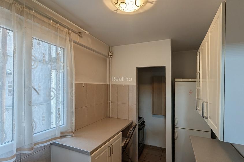 Eroii Revolutiei - Decomandat, Etaj 6, Vedere spate, Gata de mutat! - 8