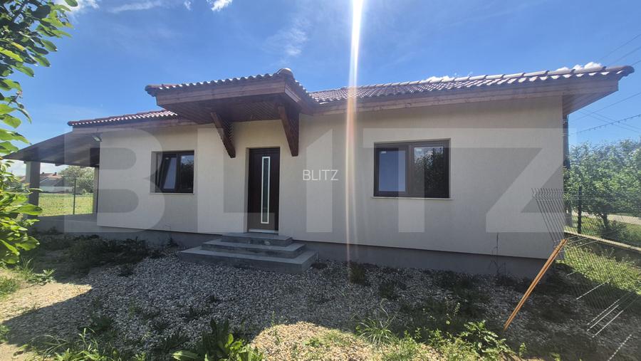 Casa cu 3 camere de vanzare , 120mp, teren 500 mp, in Lazuri - 2