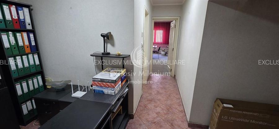 Birouri Calea Calarasi - Piata Muncii 3 camere - 4